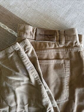 Calvin Klein Jeans Women's Corduroy Pants in Tan